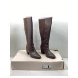 Shoes. Size 8. Lauren Conrad memory foam boot