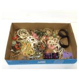 Costume fashion jewelry. Assorted