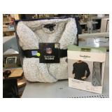 NFL 49ers Sherpa Robe in box and GoodFellow