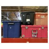 4 storage bins with lids