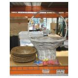 Large woven basket, 8 woven place mats, and paper