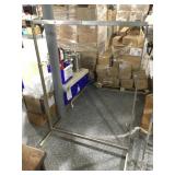 Metal 5ft tall clothing rack, adjustable height