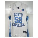 James worthy North Carolina jersey medium