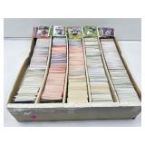 Mixed sports card lot