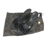Gucci shoes, high heeled, black sz 10.5 in bag