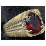 10k Gold Ring W/red Quartz, Tw 5.5g, Sz 9.5