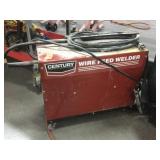 Century Wire Fees Welder 90AMP wire feed mig
