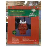 Peanuts 32 inch Lighted House in Box.