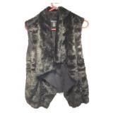 Kenneth Cole Faux fur vest size M