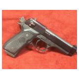 Beretta 22LR Pistol mod M9 - Orig case -
