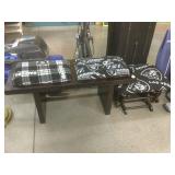 Bench and foot rest w/raiders upholstery, 41in