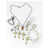 Costume jewelry. Assorted