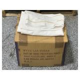 Case 20 New White/Orange 58.5x58.5in