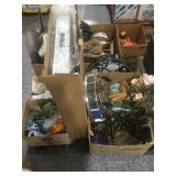 Figurines, lamps, Home, holiday decor. Pallet. Figurines, lamps, Home, holiday decor. Pallet.