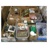 Glassware, Home, holiday decor. Pallet. Glassware, Home, holiday decor. Pallet.