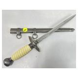 Repro WWII German Dagger16in Repro WWII German Dagger16in
