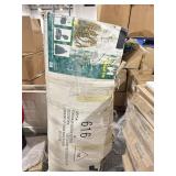 Christmas tree form paradise mall holiday, 7.5ft Christmas tree form paradise mall holiday, 7.5ft