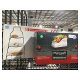 Pfaltzgraff winterberry sleigh shape server and