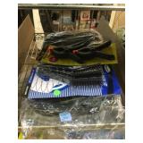 New Tools incl. Clamps, wire brush set and tool