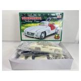 Mini craft model kit. Open box. 1:16 scale.
