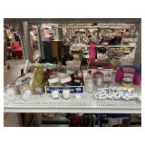 Assorted party supplies