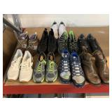 9 pair shoes. Assorted