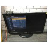 Panasonic 37ï¿½ï¿½ TV, model TC-L37C22 w/stand, power