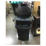 Barber/Hair Stylist chair w/raiser for kids, 44in