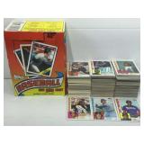 Mixed lot of sports cards