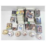 Mixed lot of sports cards