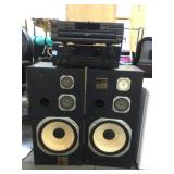 2-Toshiba SS-550 Speakers w/Technics Compact disc