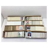 Mixed lot of sports cards