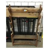 Wall hanging gun rack, 24x41in