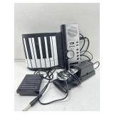 Flexible Piano Keyboard & 2 Sustain Pedals