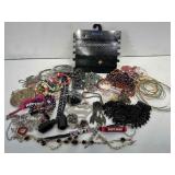 Fashion costume jewelry