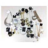 Costume Fashion jewelry. Assorted