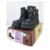 Avenger work boots size 9 in box