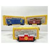 3 Life-Like miniature trains, HO scale