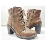 White Mountain chestnut smooth boot shoes Size