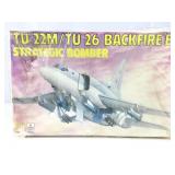 ESCI ERTL TU 22M TU26 Backfire B Strategic Bomber