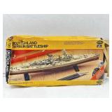 Testors Italeri Deutschland German Battleship