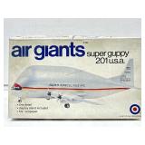 Entex Air Giants Super Guppy 201 USA 1:320 Scale