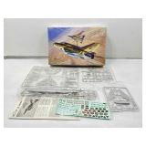 NOS Fujimi model kit, MiG-21 MF Jay Fighter, 1/72