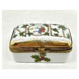 Limoges France Noel Porcelain Hinged Trinket Box