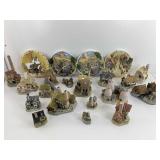David Winter Cottages Plaques & Figures, Some