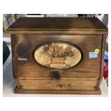 Vintage wood bread box. 17x12x10