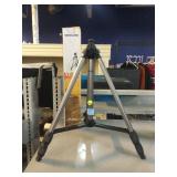 Vanguard VT-112 tripod