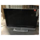 Vizio 32in tv w/stand, remote and power cord, mod