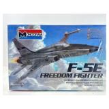 NOS Sealed Monogram F-5E Freedom Fighter 1/48