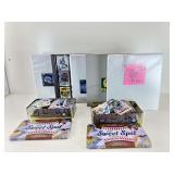 Mixed lot of sports cards